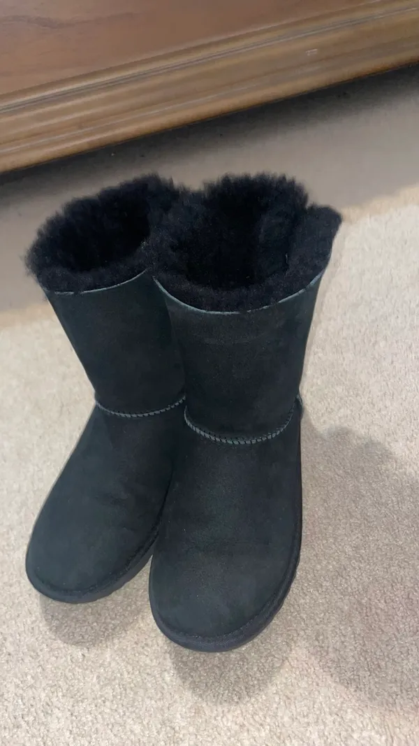 Black Bow UGG Bailey Boots - Image 3