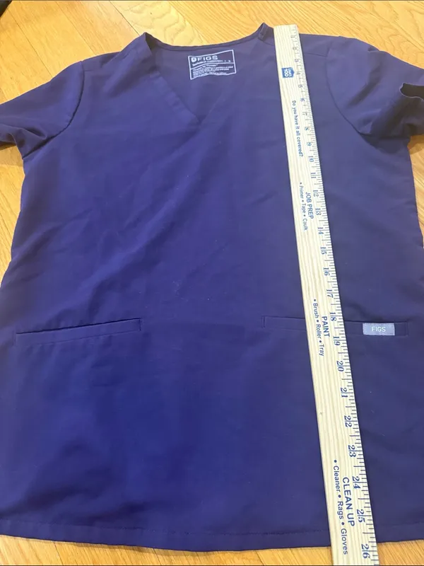 Figs purple jam Casma  scrub top size small. - Image 3