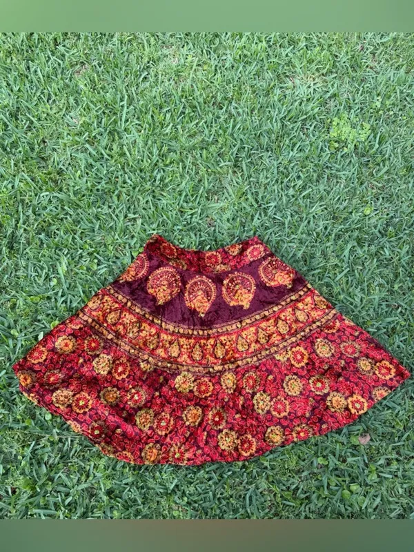 Vintage Temptation NWT Velvet Tapestry Midi Skirt Boho Festival Y2K Medium - Image 2