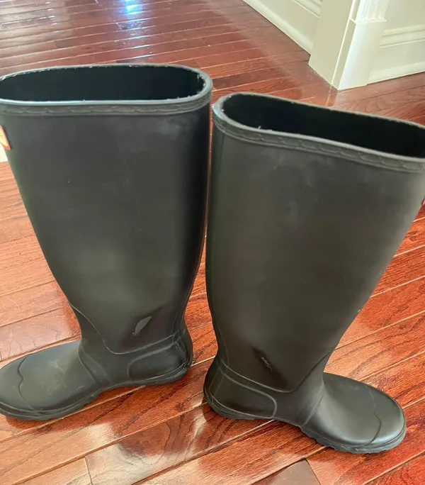 Black Matte Boots - Image 3