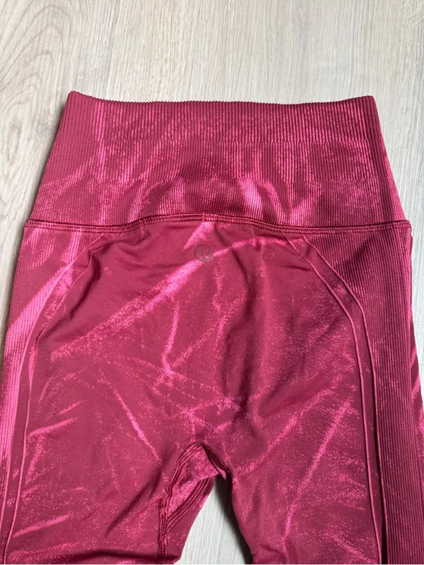Lululemon Zone In Tight Raspberry Seamless Compression Leggings - Image 2