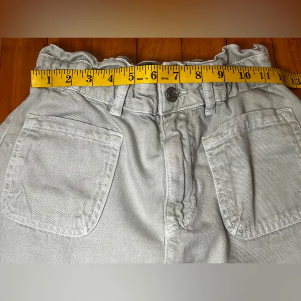 Zara Light Green cropped Paper Bag elastic waist jeans with front pockets Size 2 - Image 5