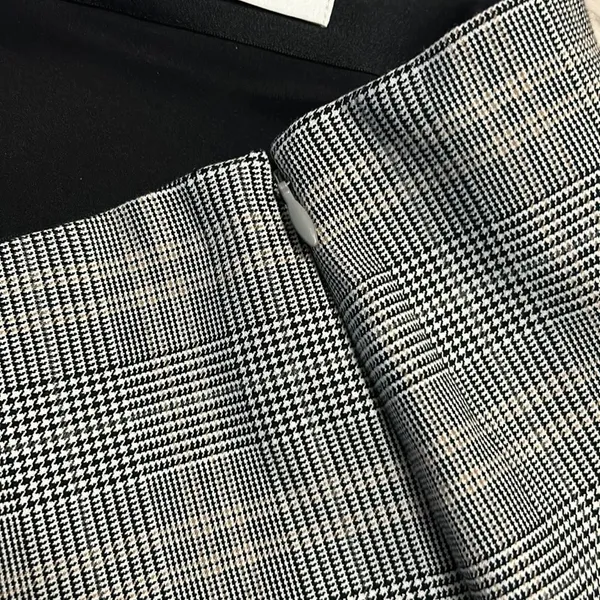 Babaton Plaid Mini High Waist A-Line Skirt Size 10 - Image 4