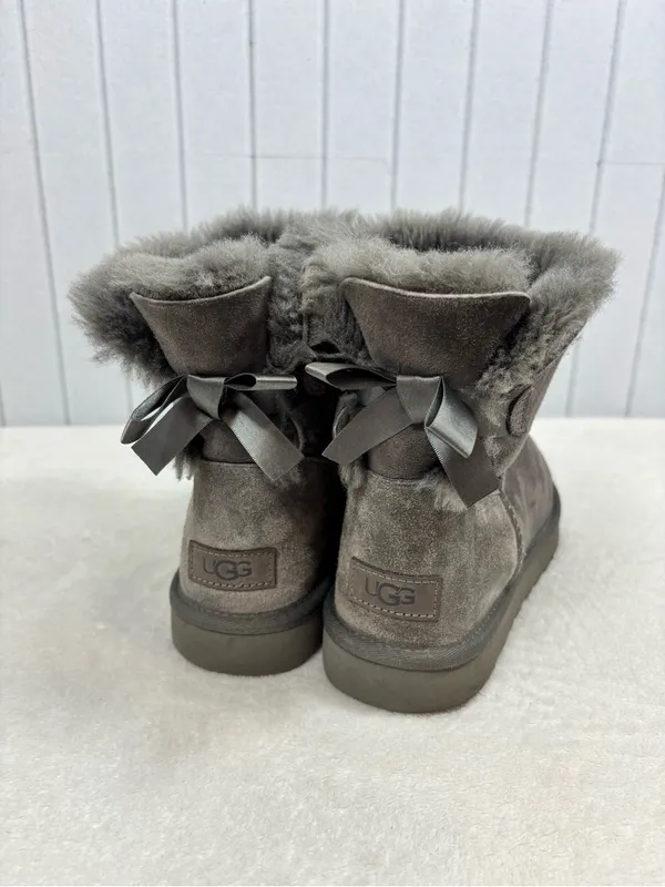 UGG Mini Bailey Bow II GreyShort Suede Shearling Boots size 9 - Image 2