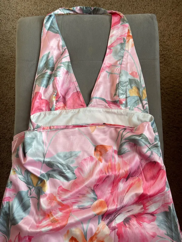 Floral V Neck Maxi Dress with Scarf - Image 5