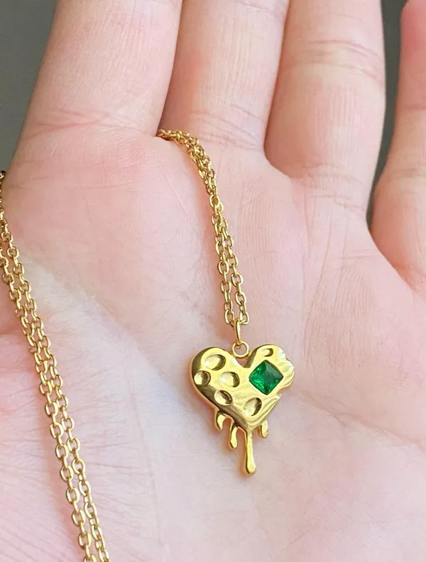 Handmade gold tone stainless steel chain & green glass crystal heart chic vintage retro style necklace💚👼 - Image 5