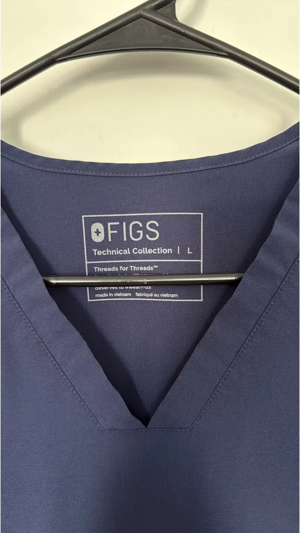 Figs scrub top - Image 2