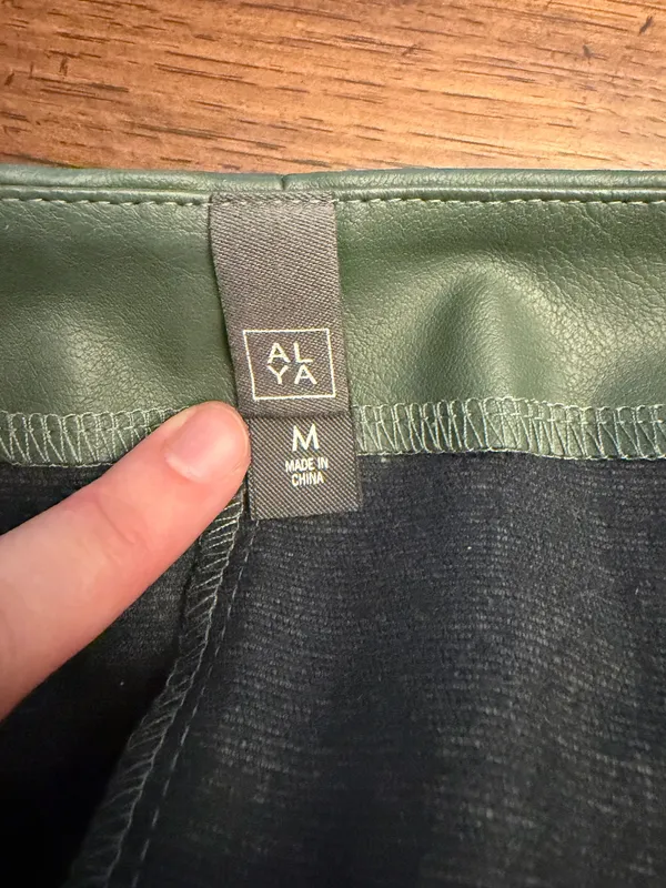 Francesca's Green Skirt - Image 3