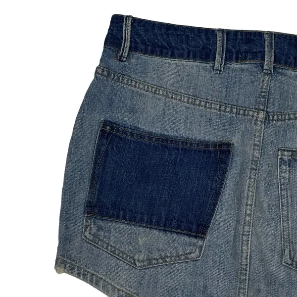 FREE‎ PEOPLE Denim Mini Skirt Women’s Size 27 2 Tone Blue Distressed Button Fly - Image 5