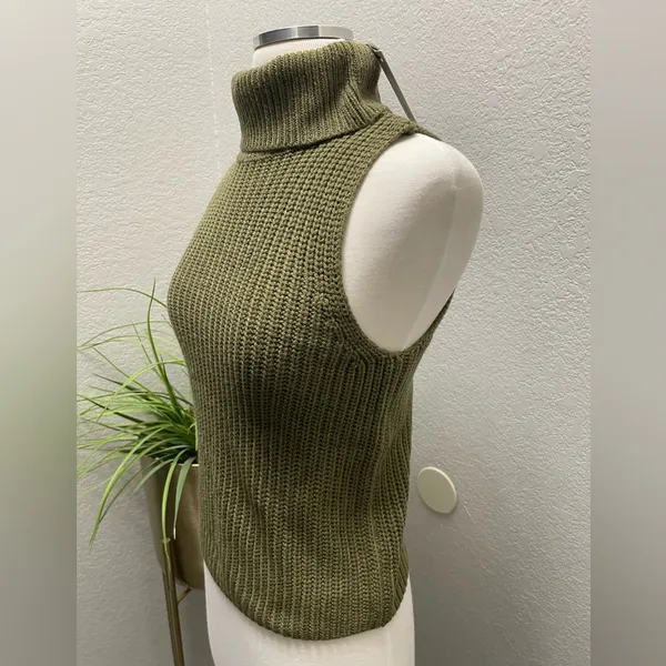 NWT Stitches & Stripes x Revolve‎ Santos Top in Olive Green Sz Small - Image 3