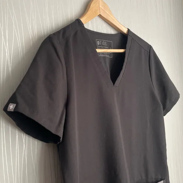 Scrub Top Casma Three Pocket Women's Small Black Technical Uniform Shirt - Image 4