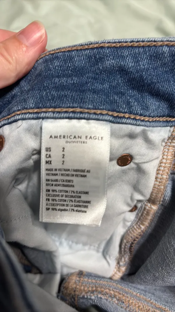 American Eagle High-Rise Shortie - Image 4