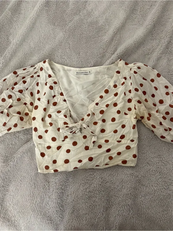 Abercrombie Polka Dot Crop Top - Image 2