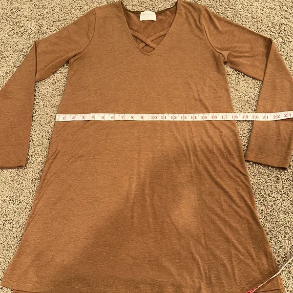 Everly small dress like new - Image 9