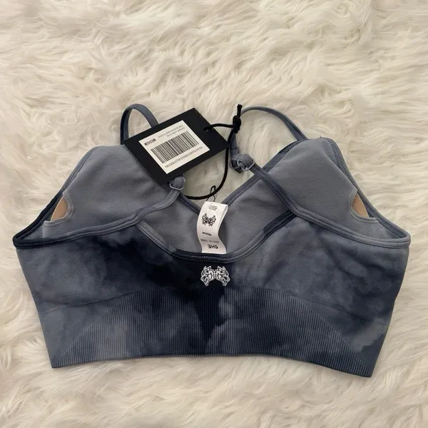 Darc Sport Wolves Pyramid Everson Seamless Sports Bra Blue Big Ghost Clouds Med - Image 5
