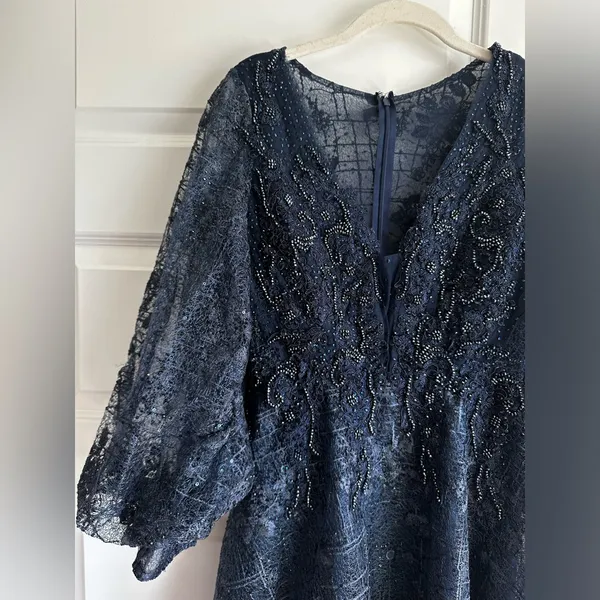 Mac Duggal 20391‎ Embellished Plunge Neck Bishop Sleeve Dress Sz 4 Midnight - Image 5
