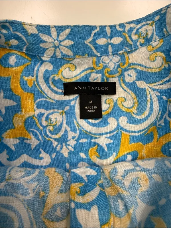 Ann Taylor Linen Blue Patterned Cap-Sleeve Blouse  Size Medium - Image 5