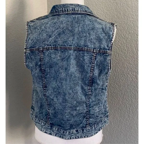 Forever 21 Life in Progress 80’s Inspired Acid Wash Denim Vest Size Medium - Image 4