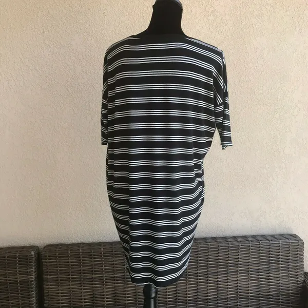 LuLaRoe Womens Top Size XXS Black White‎ Striped Irma Tunic Shirt - Image 5