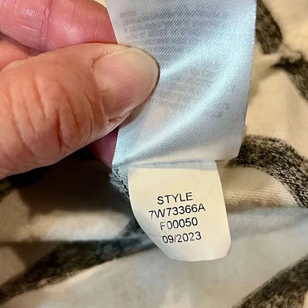 Lucky Brand Gray White Striped Crew Neck Long Sleeve XL - Image 9