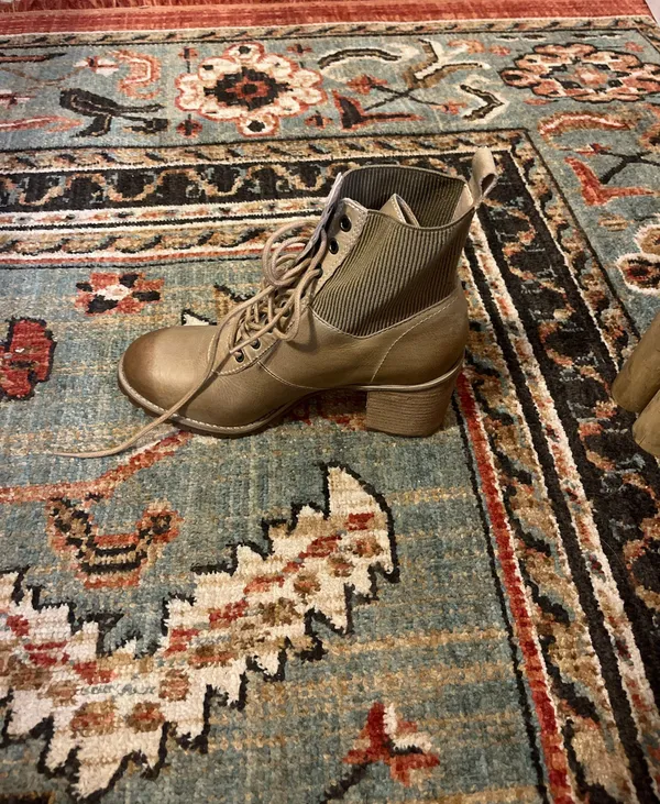 Brown Boots Size 7.5 - Image 3
