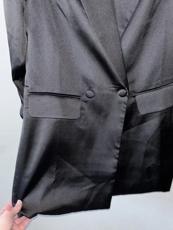 superdown Revolve  Miley black saying oversized blazer dress - Image 6