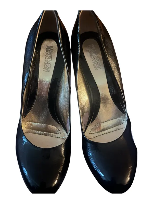 Kenneth Cole Reaction Black Patent Heels with Red Soles - Image 2