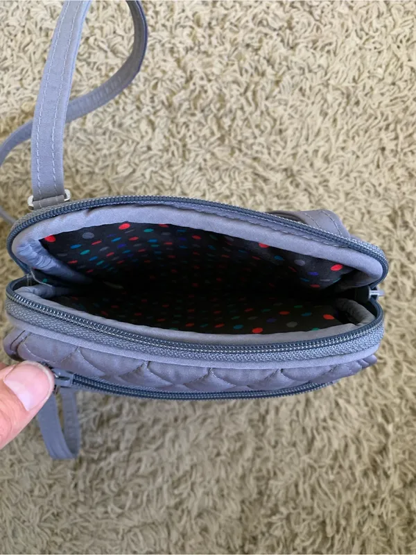 Vera Bradley gray quilted crossbody 6”x8” bag - Image 4
