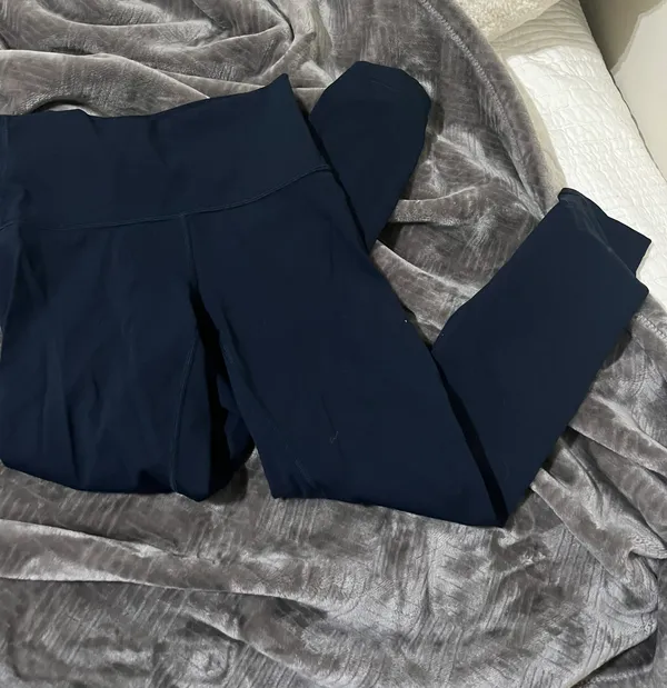 Lululemon Navy Leggings - Image 2