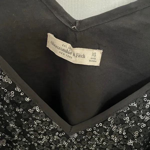 Abercrombie and Finch extra small sparkly black top - Image 2