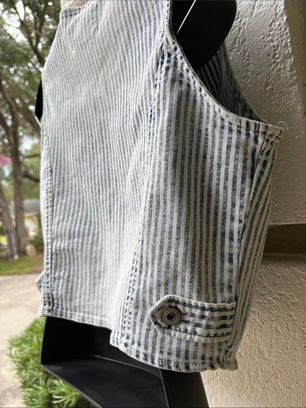 RE generation Celebrity Pink Distressed Denim Vest - Image 4