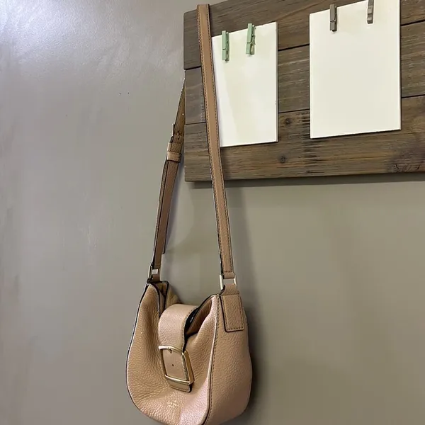 Kate Spade New York Healy Lane Lawrie Leather Adjustable Shoulder Magnetic Bag - Image 8