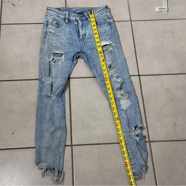 American Eagle Distressed Hi-Rise Jegging Crop Light Blue Women's Jeans size 4‎ - Image 9