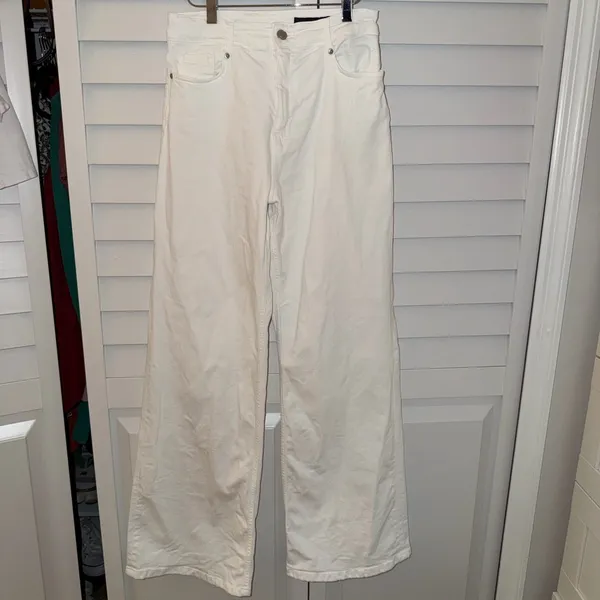 Zara White High-Rise Wide-Leg Jeans - Image 2