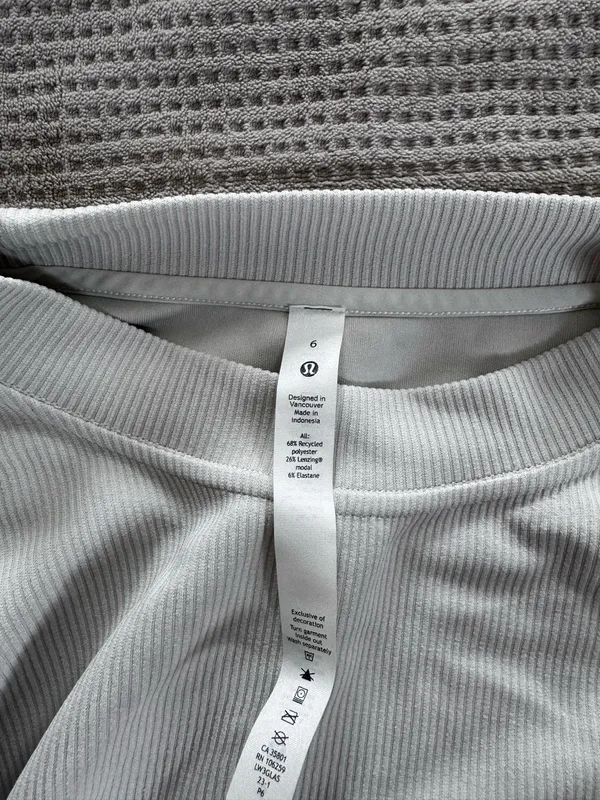Lululemon Ribbed Crewneck  - Image 3