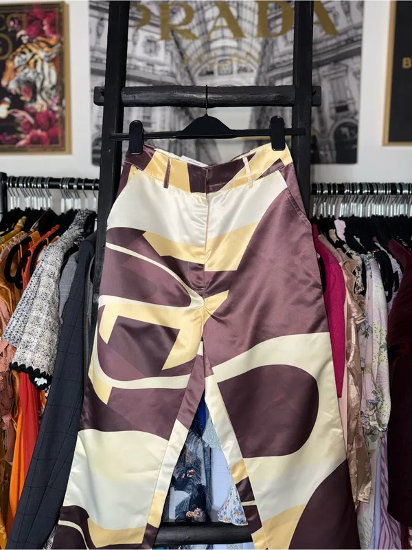 House of Sunny High Way Print Satin Flared Pants Trousers Womens US 4 NWT - Image 3