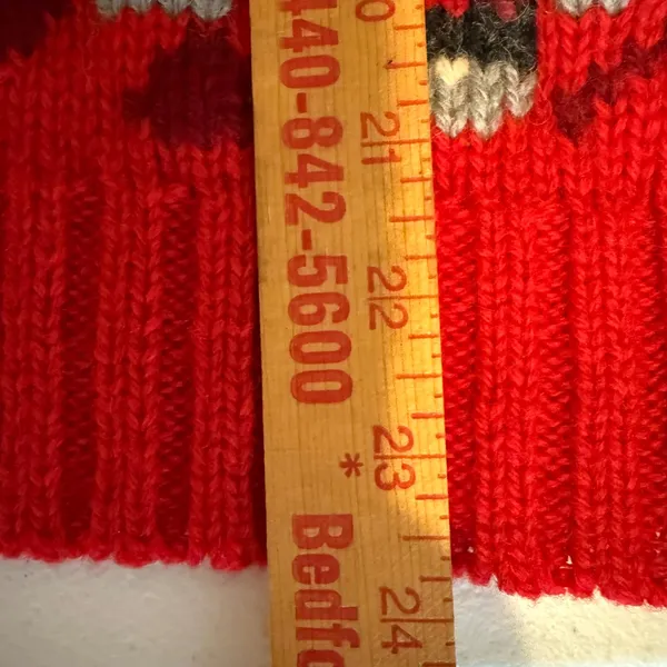 Shetland Wool Floral Embroidered Red Cardigan Sweater‎ S Grandmacore Retro VTG - Image 9