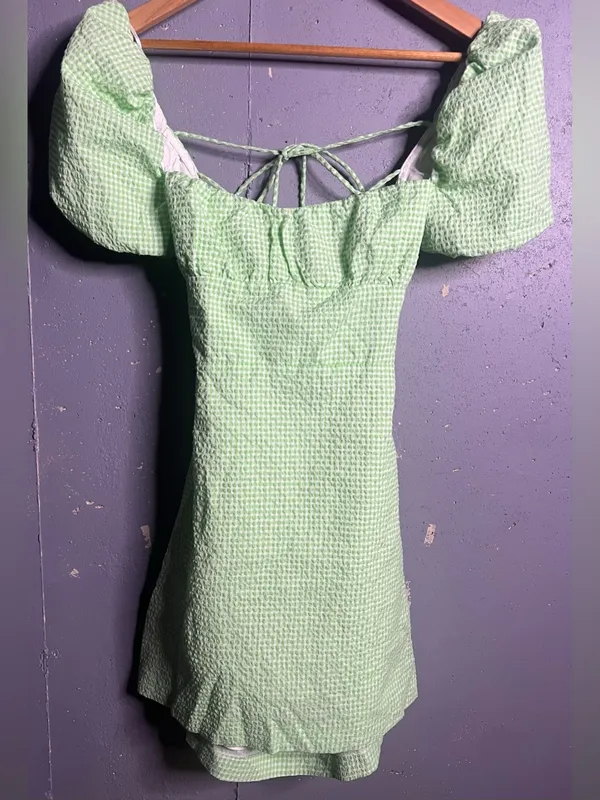 Zara Green Gingham Puff Sleeve Mini Dress in size Medium. - Image 3