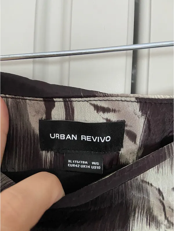 Urban Revivo midi skirt - Image 3