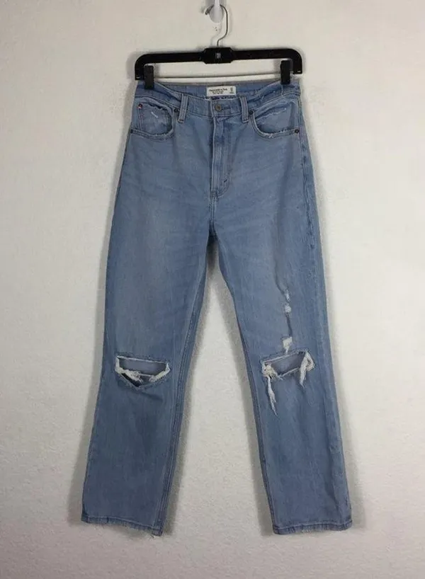 Abercrombie & Fitch Ultra High Rise Ankle Straight Distressed Jeans Size 27/4 - Image 3