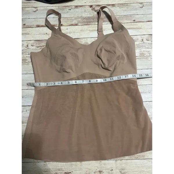 Honeylove Liftwear Shapewear Tank Top Cami Size Large Sand Built-In Wireless Bra - Image 5