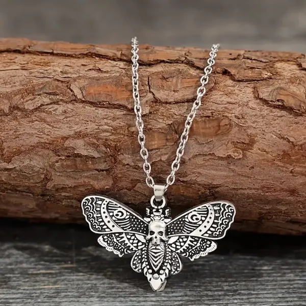Vintage Butterfly Skull Decor Clavicle Chain Pendant Necklace - Image 4