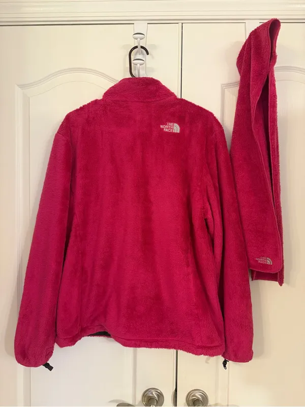 The North Face Osito Bright Pink Womens Soft Teddy Jacket with Scarf! - Image 5
