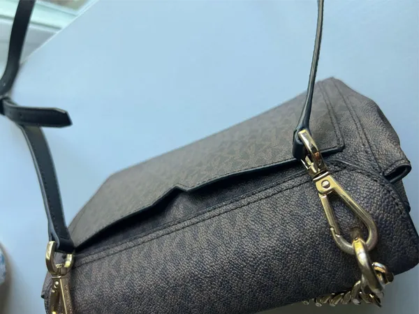 Michael Kors Purse Crossbody - Image 3