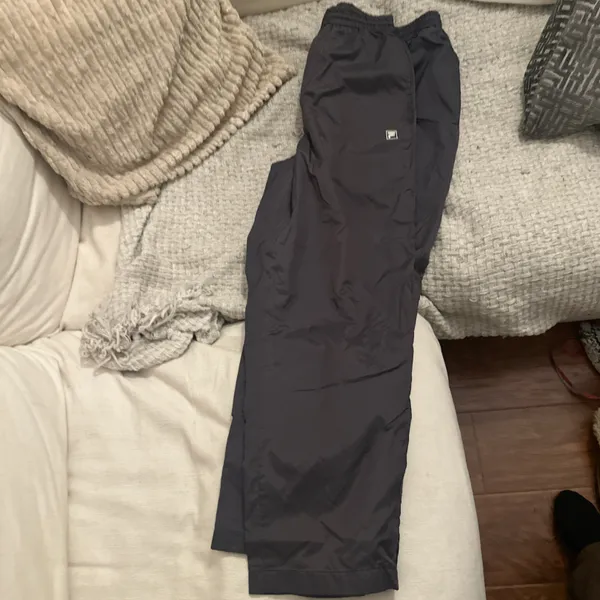 FILA Y2K vintage grey swishy track pants - Image 2