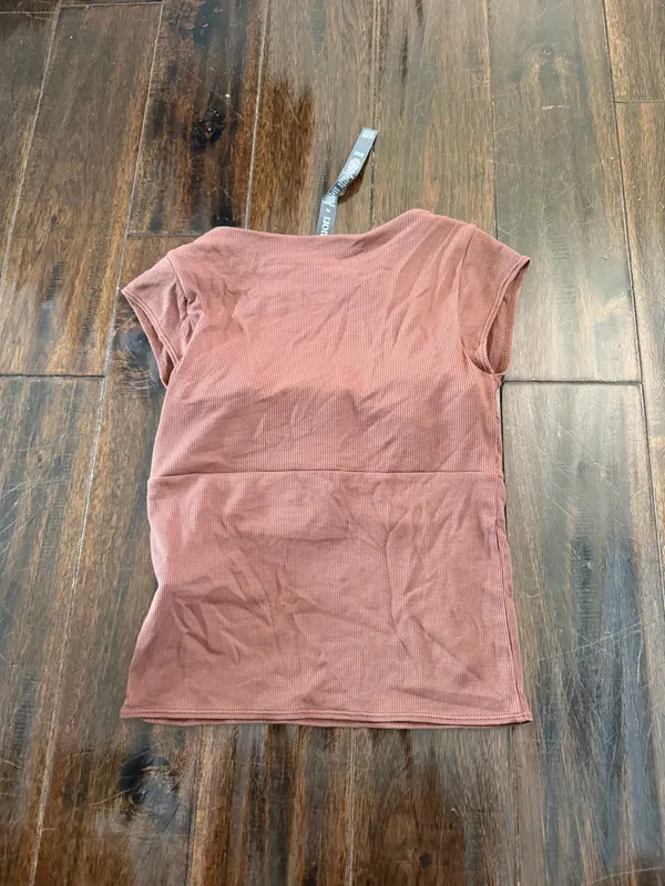 Vuori Ribbed Short Sleeve - Image 3