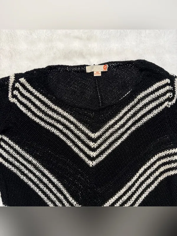 G by Guess Women's Black & Cream Chevron Fringe Crewneck Sweater Size XS - Image 6