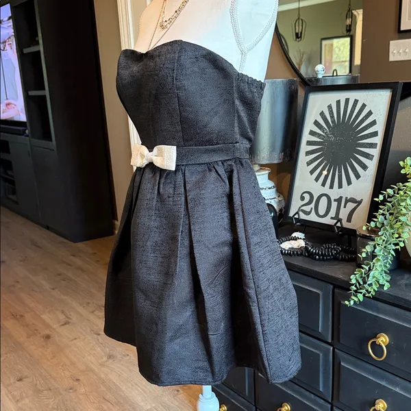 ALTAR'D STATE Black Strapless Mini Dress with Bow NWT Size Small - Image 3