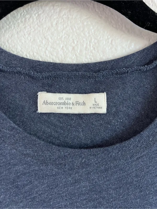 Abercrombie & Fitch Short Sleeve T-Shirt Graphic Logo Cotton Large - Image 2