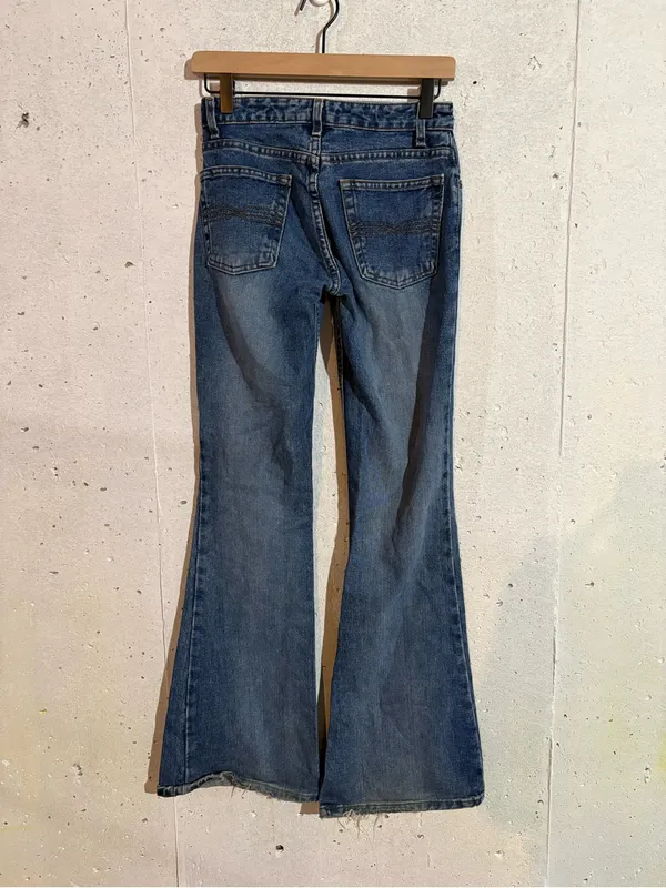 Vintage Aeropostale Bootcut Jeans | Size: 0 Regular - Image 3